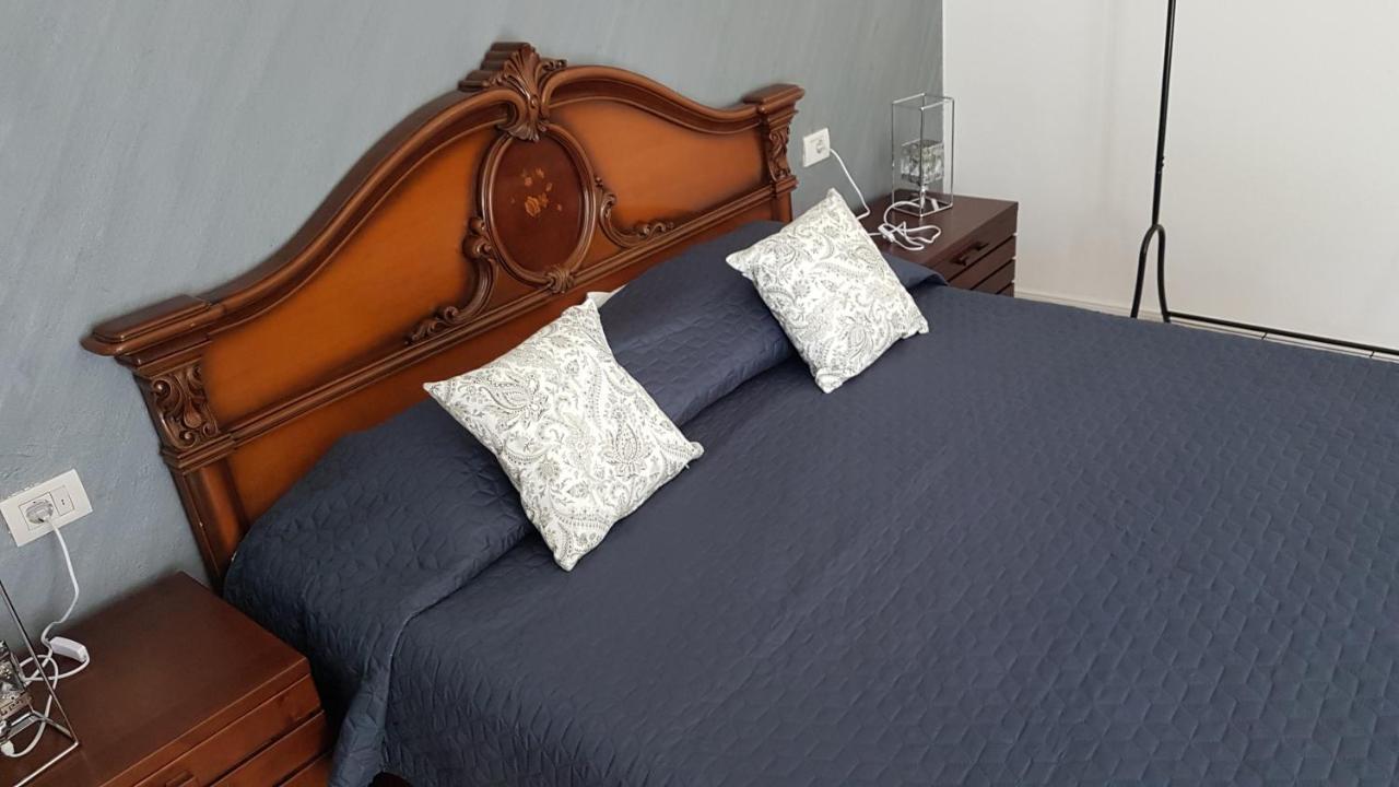 Casa Magnolia Hotel Douazeci si Trei August Luaran gambar