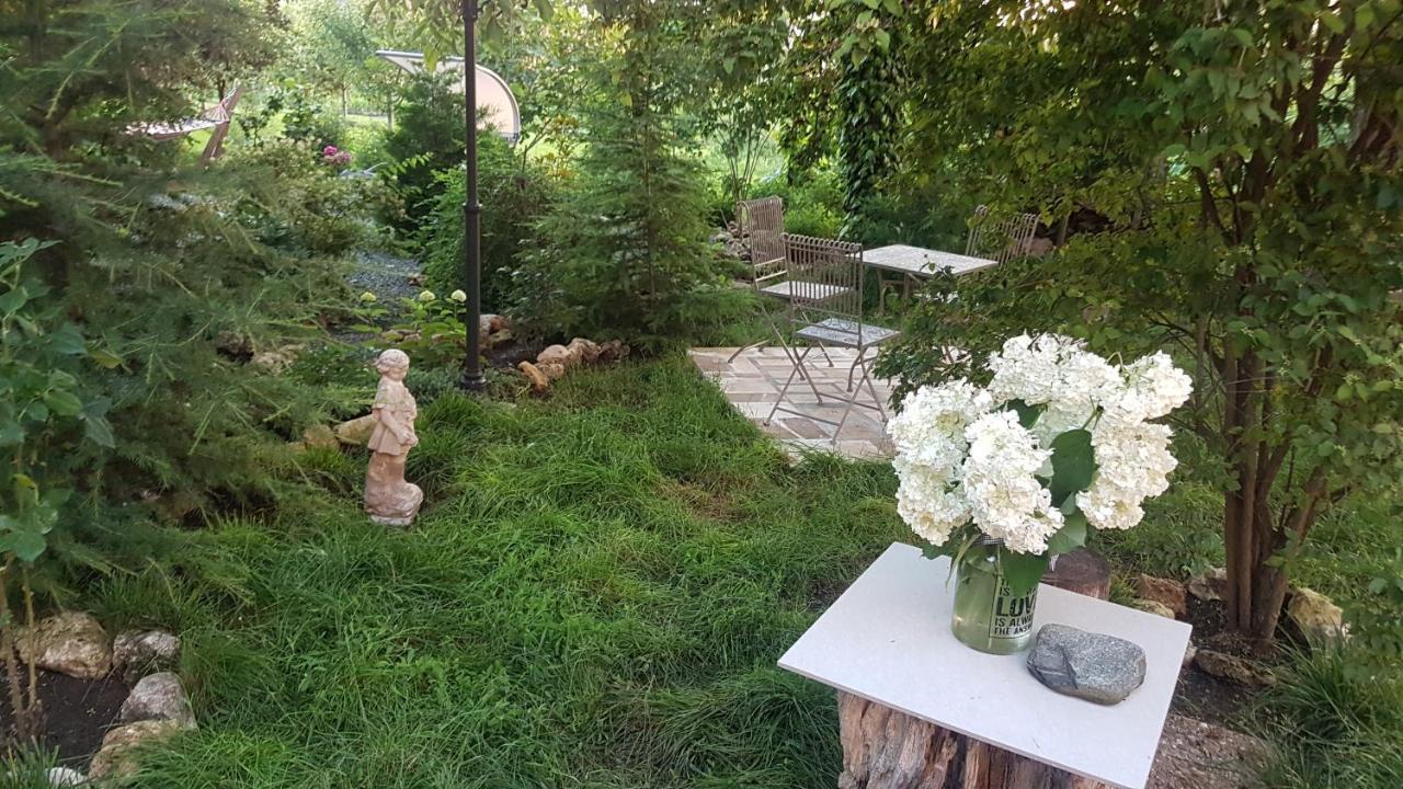 Casa Magnolia Hotel Douazeci si Trei August Luaran gambar