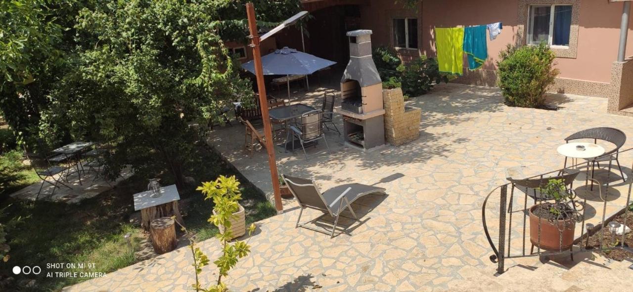 Casa Magnolia Hotel Douazeci si Trei August Luaran gambar