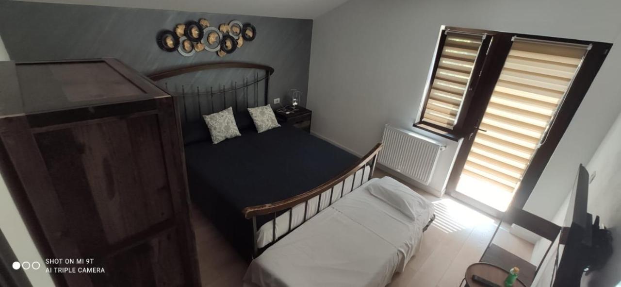 Casa Magnolia Hotel Douazeci si Trei August Luaran gambar